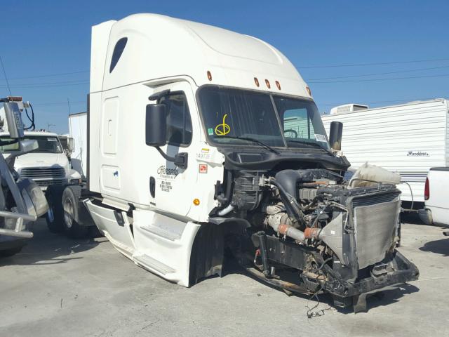 3AKJGLD52GSHP4413 - 2016 FREIGHTLINER CASCADIA 1 WHITE photo 9