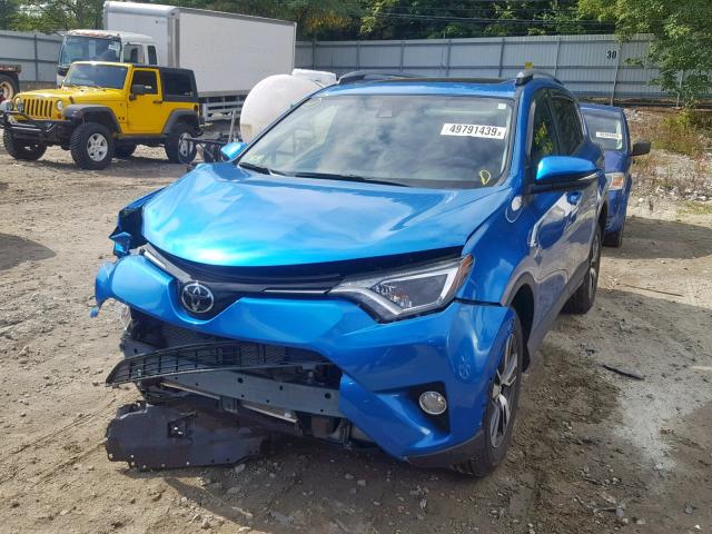 JTMRFREV2JJ721656 - 2018 TOYOTA RAV4 ADVEN BLUE photo 2