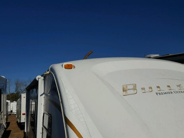 4YDT29524AM420051 - 2009 KEYSTONE BULLET WHITE photo 8