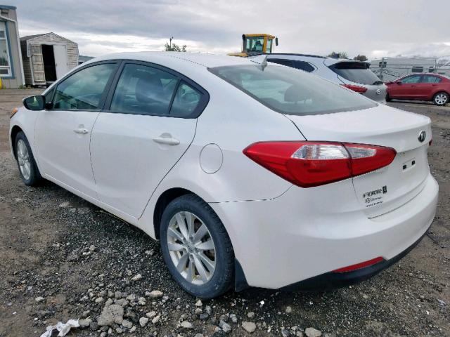 KNAFX4A68E5124329 - 2014 KIA FORTE LX WHITE photo 3