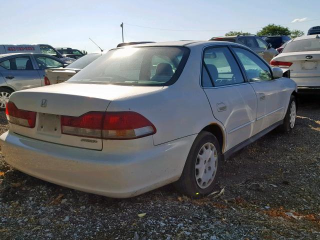 1HGCG56482A162926 - 2002 HONDA ACCORD LX WHITE photo 4