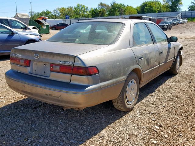 4T1BG22K5XU409110 - 1999 TOYOTA CAMRY CE SILVER photo 4