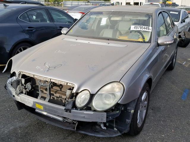 WDBUF65J25A677247 - 2005 MERCEDES-BENZ E 320 GOLD photo 2