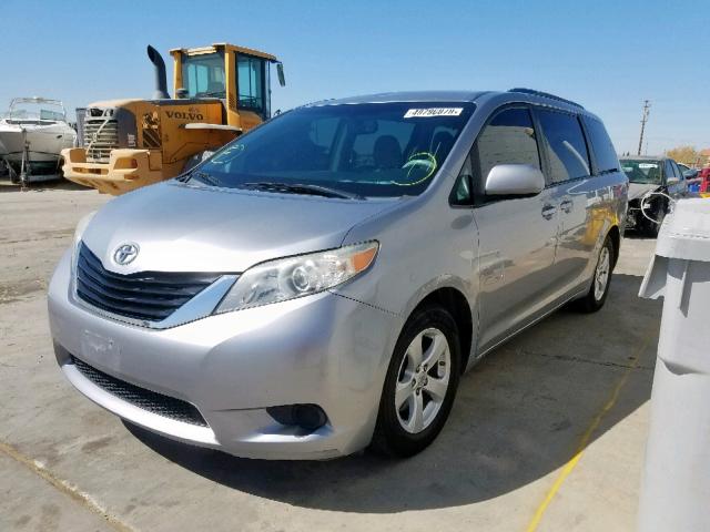 5TDKK3DC7BS097061 - 2011 TOYOTA SIENNA LE SILVER photo 2