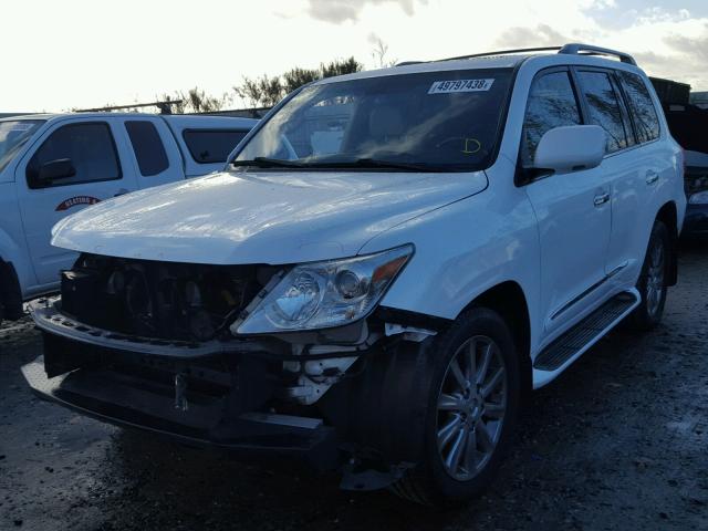 JTJHY00W284005430 - 2008 LEXUS LX 570 WHITE photo 2