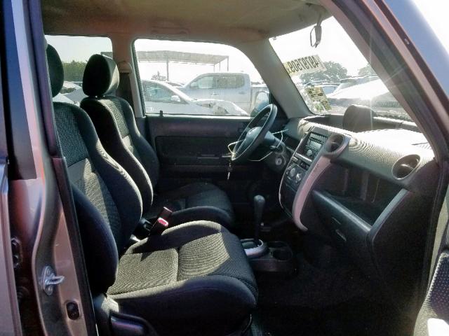 JTLKT324150206070 - 2005 TOYOTA SCION XB 银色 照片 5