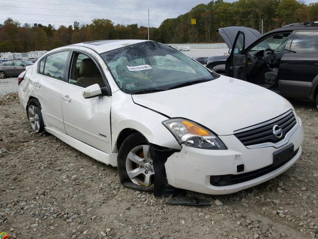 1N4CL21E18C226137 - 2008 NISSAN ALTIMA HYB WHITE photo 1