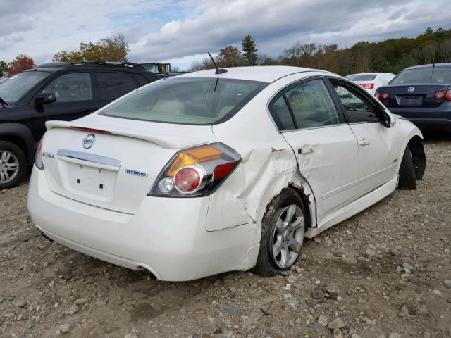 1N4CL21E18C226137 - 2008 NISSAN ALTIMA HYB WHITE photo 4