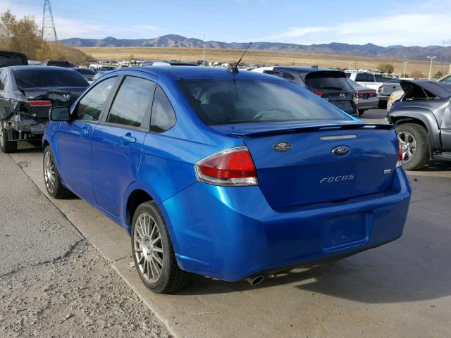 1FAHP3GN1AW209348 - 2010 FORD FOCUS SES BLUE photo 3