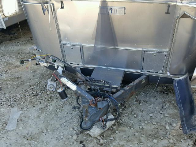 1STJBYP295J518082 - 2005 AIRS TRAVELTRAI 银色 照片 7