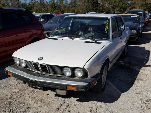 WBADC740XF0650195 - 1985 BMW 535 I WHITE photo 2