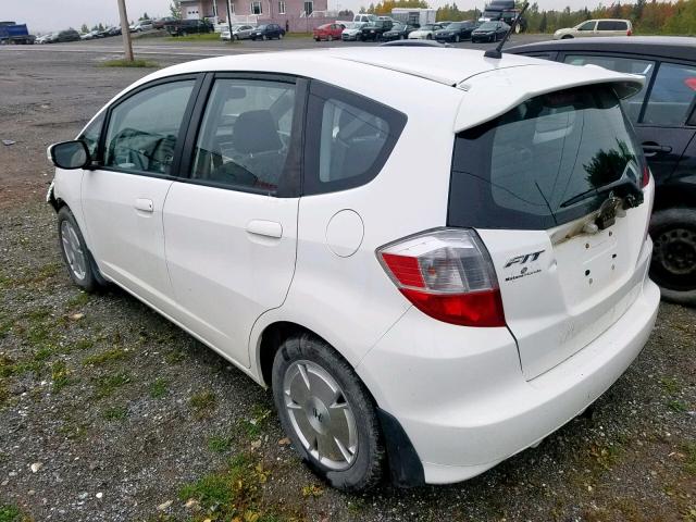 JHMGE87549S813101 - 2009 HONDA FIT LX WHITE photo 3