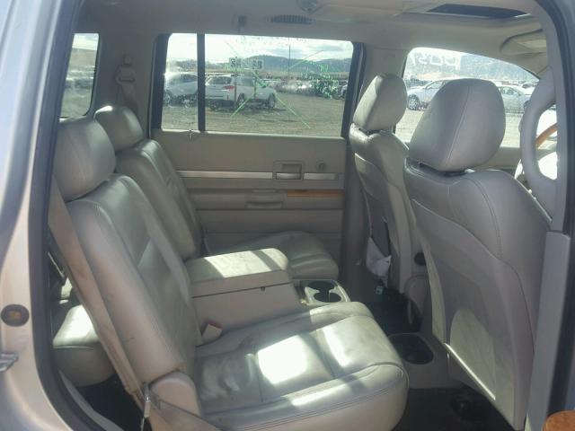 1A8HW58247F534719 - 2007 CHRYSLER ASPEN LIMI SILVER photo 6