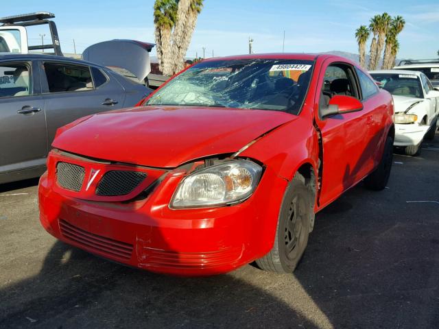 1G2AL18F687123870 - 2008 PONTIAC G5 RED photo 2