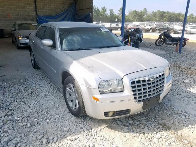 2C3JA53G85H148492 - 2005 CHRYSLER 300 TOURIN SILVER photo 1