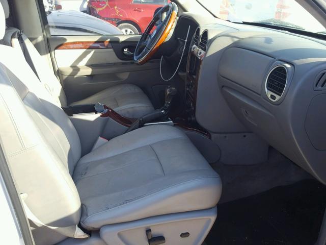 1GKET66MX66112115 - 2006 GMC ENVOY DENA WHITE photo 5