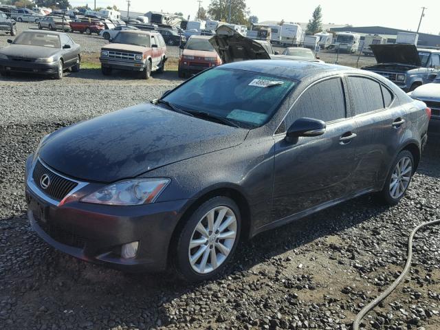 JTHCF5C26A5044576 - 2010 LEXUS IS 250 GRAY photo 2