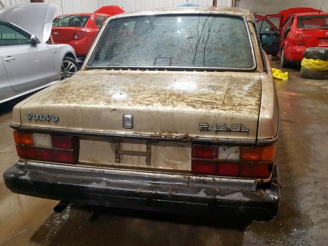 YV1AX8841G1163888 - 1986 VOLVO 244 DL GOLD photo 9