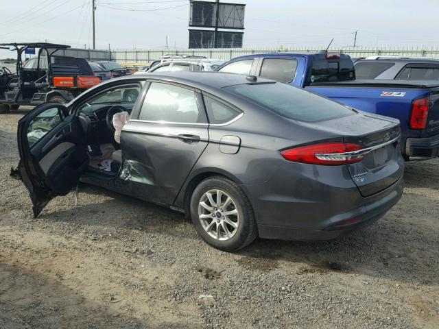 3FA6P0G7XHR174684 - 2017 FORD FUSION S GRAY photo 3