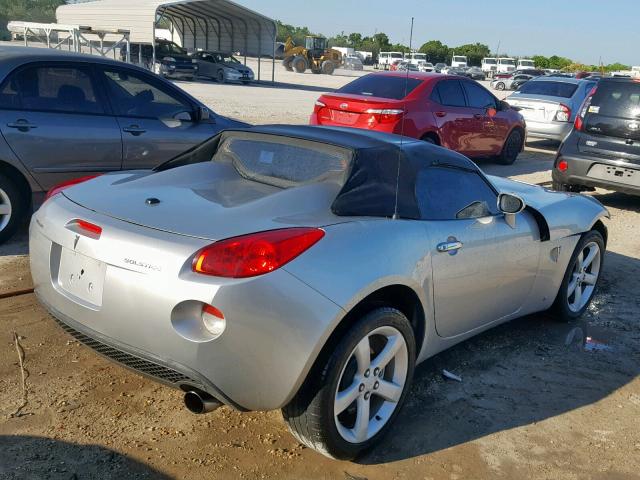 1G2MB35BX6Y113153 - 2006 PONTIAC SOLSTICE SILVER photo 4