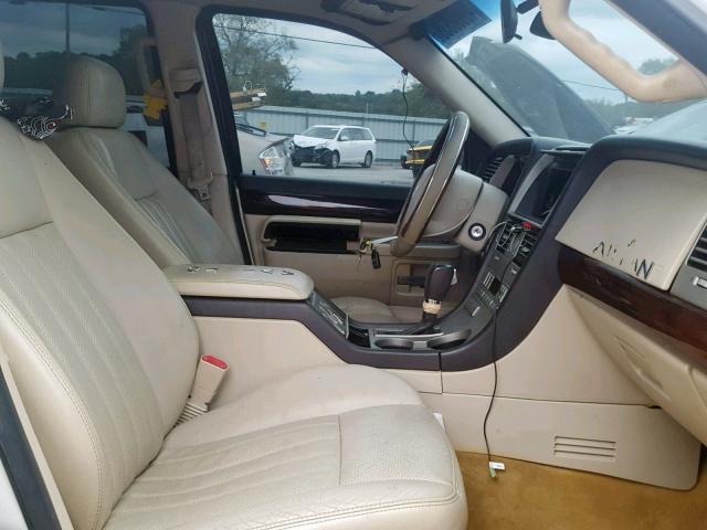 5LMEU68HX3ZJ23241 - 2003 LINCOLN AVIATOR WHITE photo 5