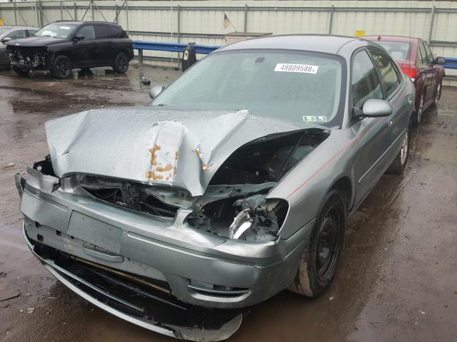 1FAFP56U37A130541 - 2007 FORD TAURUS SEL GREEN photo 2