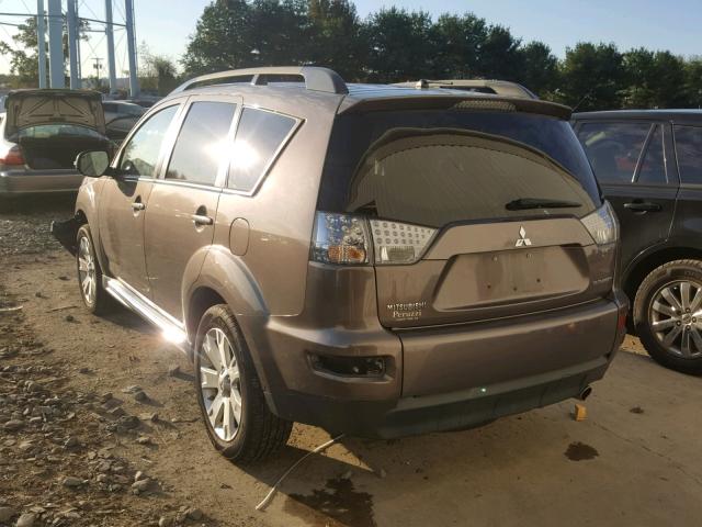 JA4JT3AW4CU026513 - 2012 MITSUBISHI OUTLANDER BROWN photo 3