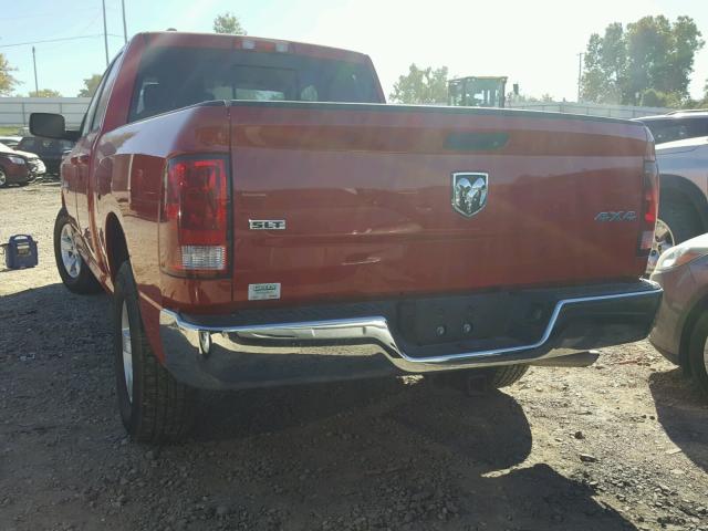 1C6RR7GT4JS150499 - 2018 RAM 1500 SLT RED photo 3