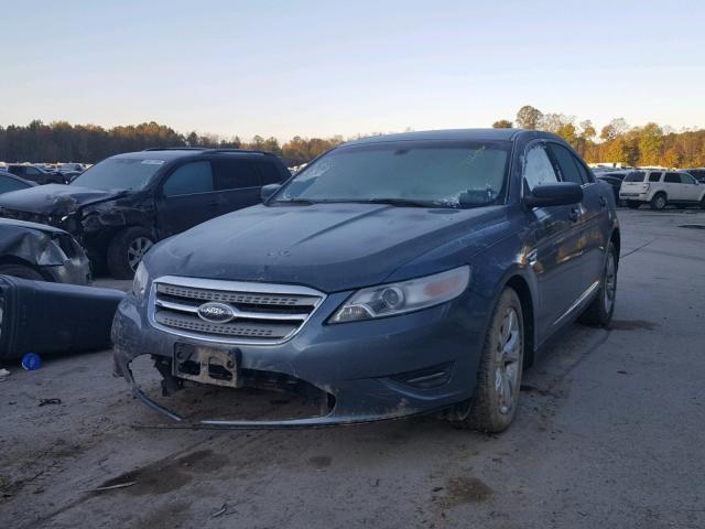 1FAHP2HW8AG151119 - 2010 FORD TAURUS SEL BLUE photo 2