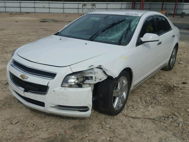 1G1ZC5E08CF298067 - 2012 CHEVROLET MALIBU 1LT WHITE photo 2