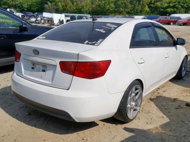 KNAFU4A25A5224548 - 2010 KIA FORTE EX WHITE photo 4