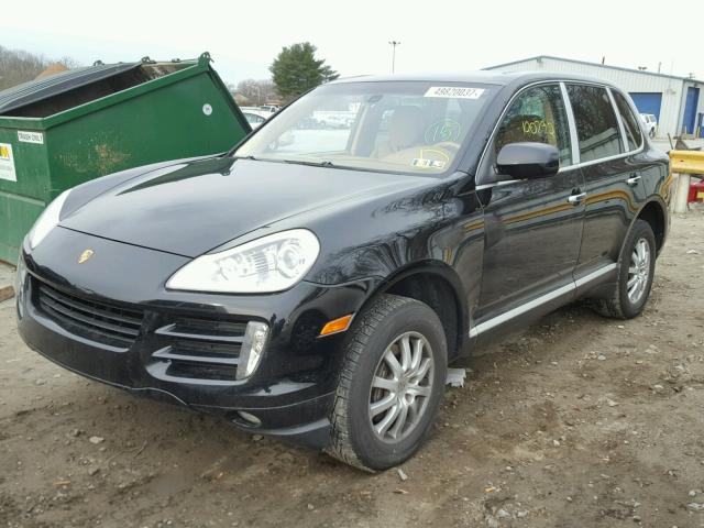 WP1AA2AP8ALA00139 - 2010 PORSCHE CAYENNE BLACK photo 2