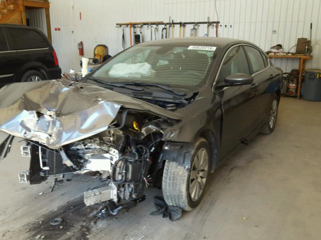 1C3CCCFB7GN176950 - 2016 CHRYSLER 200 LX GRAY photo 2