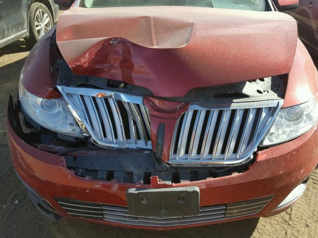 1LNHM93R99G630329 - 2009 LINCOLN MKS RED photo 7