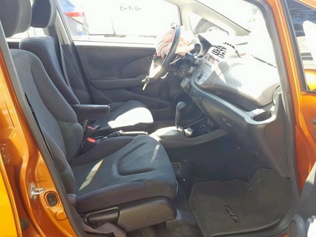 JHMGE8H57BS012425 - 2011 HONDA FIT SPORT ORANGE photo 5