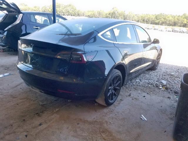 5YJ3E1EA2JF092673 - 2018 TESLA MODEL 3 BLACK photo 4