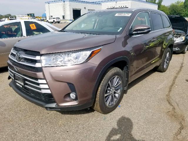 5TDJZRFH1HS441284 - 2017 TOYOTA HIGHLANDER BROWN photo 2