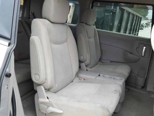 JN8AE2KP9F9120982 - 2015 NISSAN QUEST S SILVER photo 6