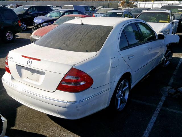 WDBUF65J54A459852 - 2004 MERCEDES-BENZ E 320 WHITE photo 4