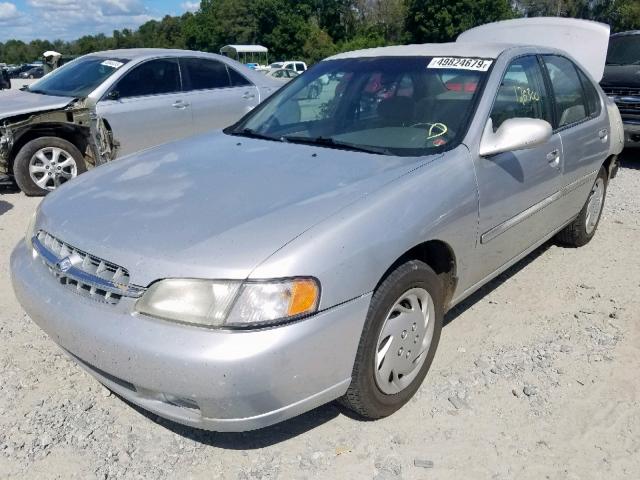 1N4DL01D1WC256011 - 1998 NISSAN ALTIMA XE SILVER photo 2