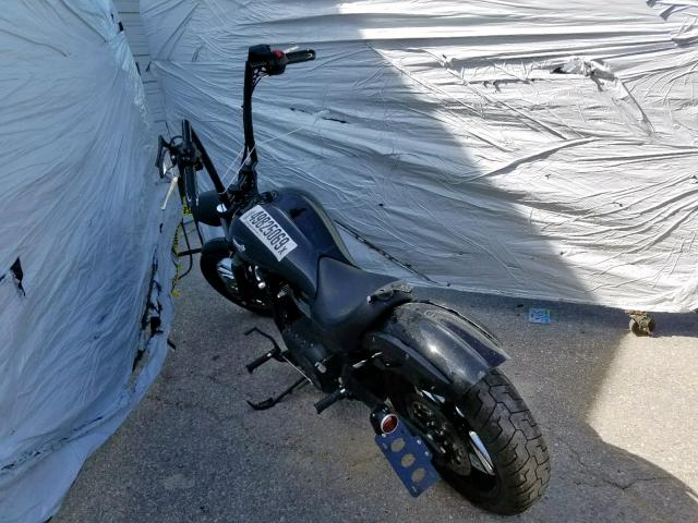 5VPGA36N3D3025772 - 2013 VICTORY MOTORCYCLES VEGAS 8-BA BLACK photo 3