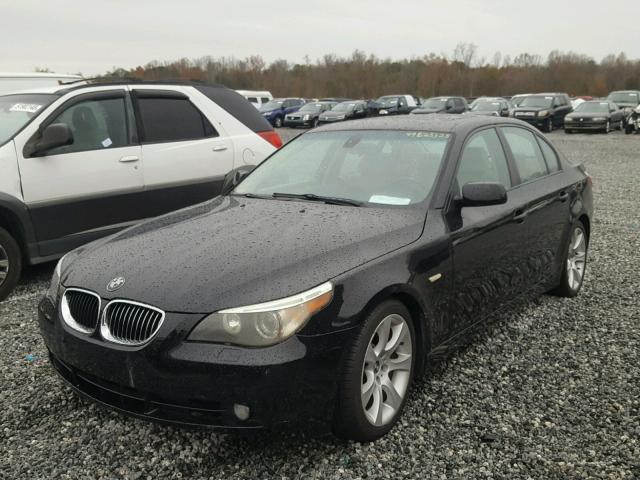 WBANB33524B108460 - 2004 BMW 545 I BLACK photo 2