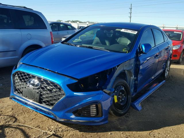 5NPE34AF4JH632902 - 2018 HYUNDAI SONATA SPO BLUE photo 2