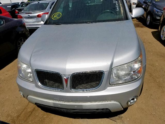 2CKDL33F496244029 - 2009 PONTIAC TORRENT SILVER photo 9