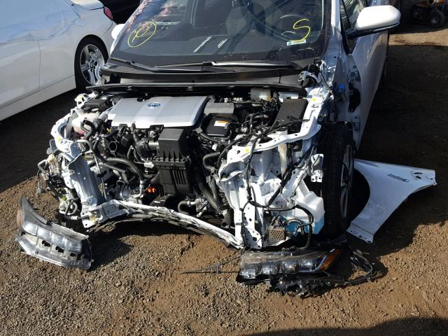 JTDKARFPXJ3076257 - 2018 TOYOTA PRIUS PRIM 白色 照片 9