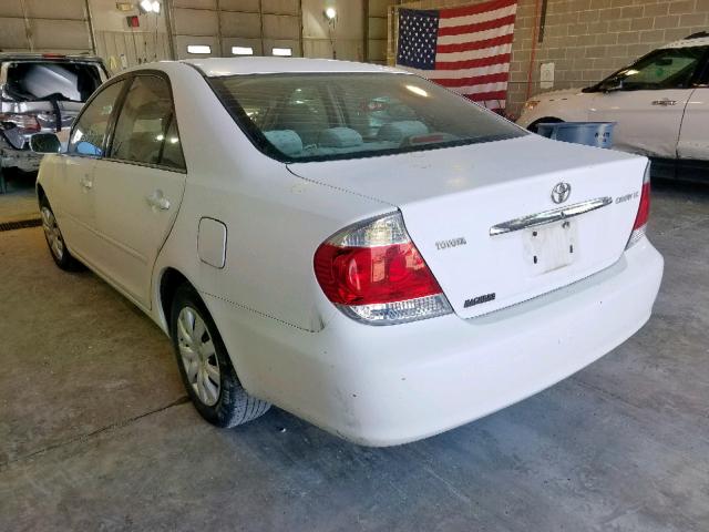 4T1BE32K15U636920 - 2005 TOYOTA CAMRY LE WHITE photo 3