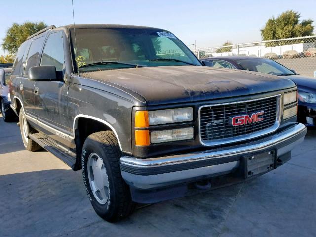 1GKEK13R9WJ721960 - 1998 GMC YUKON BLACK photo 1