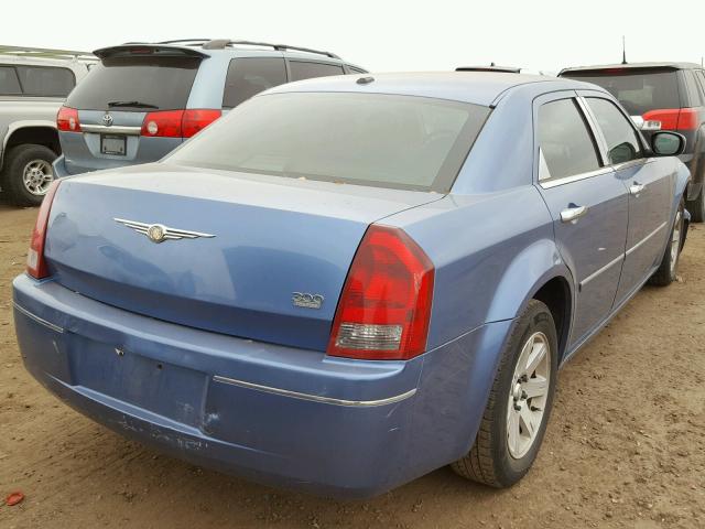 2C3KA53G57H743162 - 2007 CHRYSLER 300 TOURIN BLUE photo 4