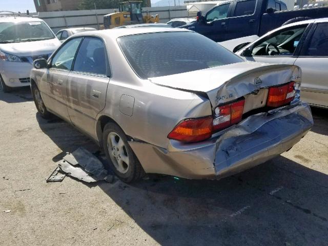 JT8BF22G1V5008906 - 1997 LEXUS ES 300 GOLD photo 3