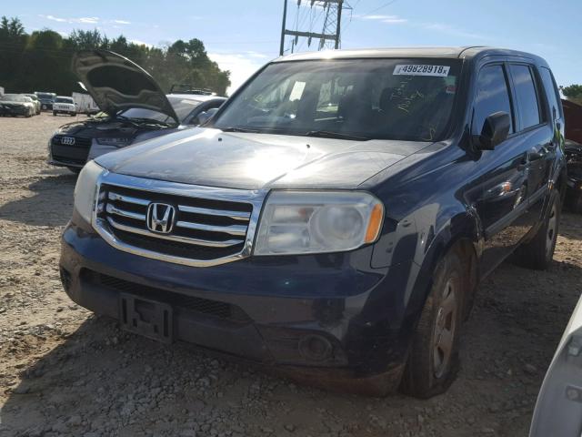 5FNYF4H25CB013427 - 2012 HONDA PILOT LX BLUE photo 2